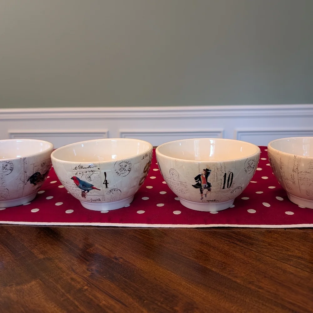 Williams-Sonoma 12 Days of Christmas Bowls. New. Full Set of 6 Bowls.
